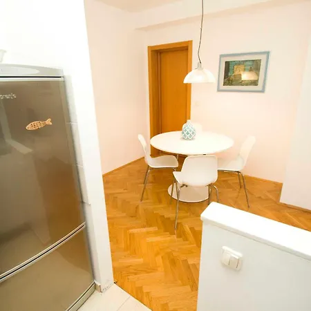 Apartment Maida *