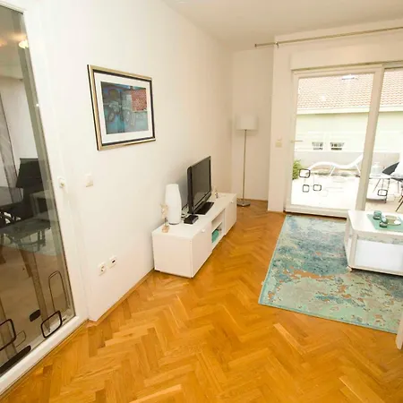 Apartment Maida