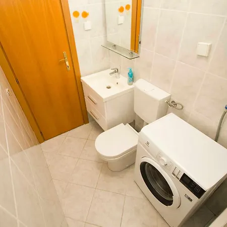 Apartment Maida Makarska